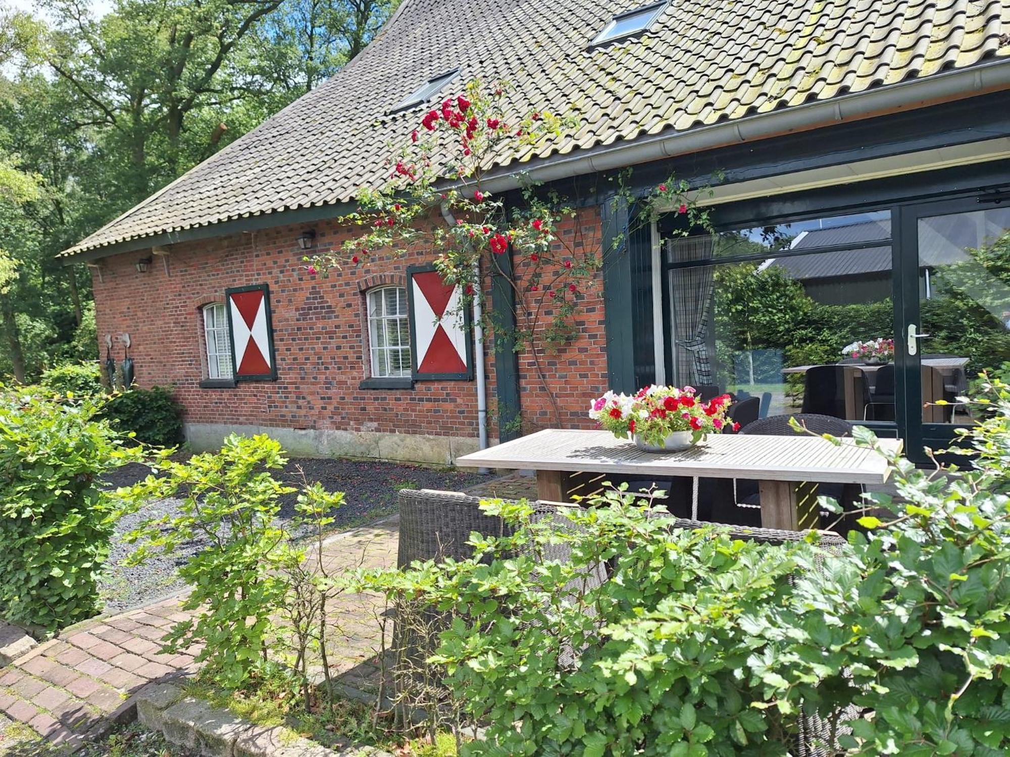 Erve Het Roolvink Boerderij Appartementen 40-50 M2 恩斯赫德 外观 照片